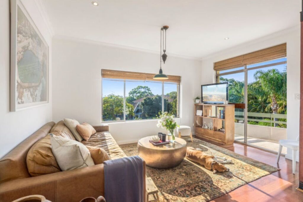 Inner West Sydney Purchase beachside apartment bondi